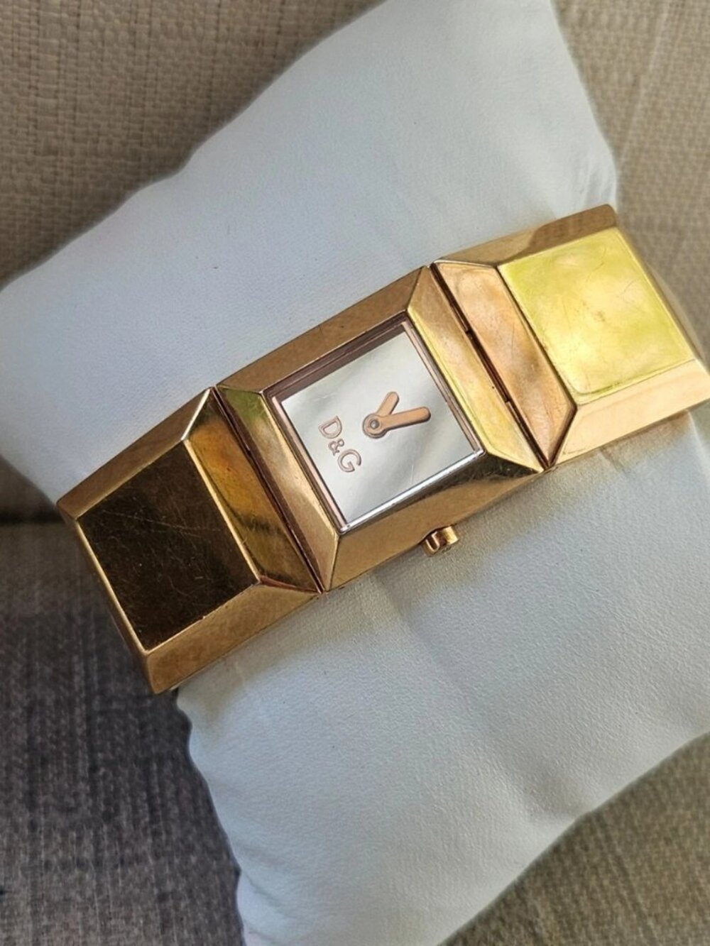 Dolce & Gabbana Women Wristwatch Analog Quartz MOP Face Watch Read desc - Picture 5 of 11